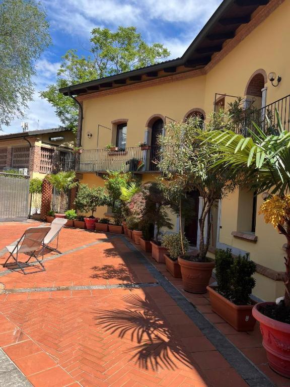 Monolocale Dalia Abbadesse Guest House ミラノ エクステリア 写真